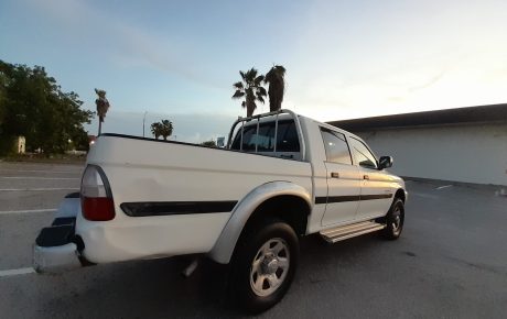 Mitsubishi L200  '2005