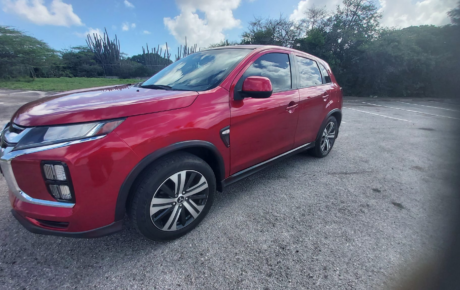 Mitsubishi Outlander  '2020