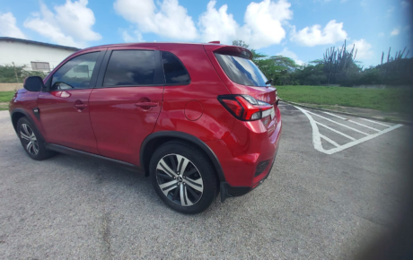 Mitsubishi Outlander  '2020