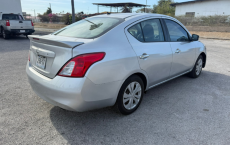 Nissan Versa  '2017