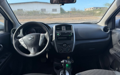 Nissan Versa  '2017